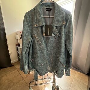 PrettyLittleThing Gorgeous Green Leather Jacket